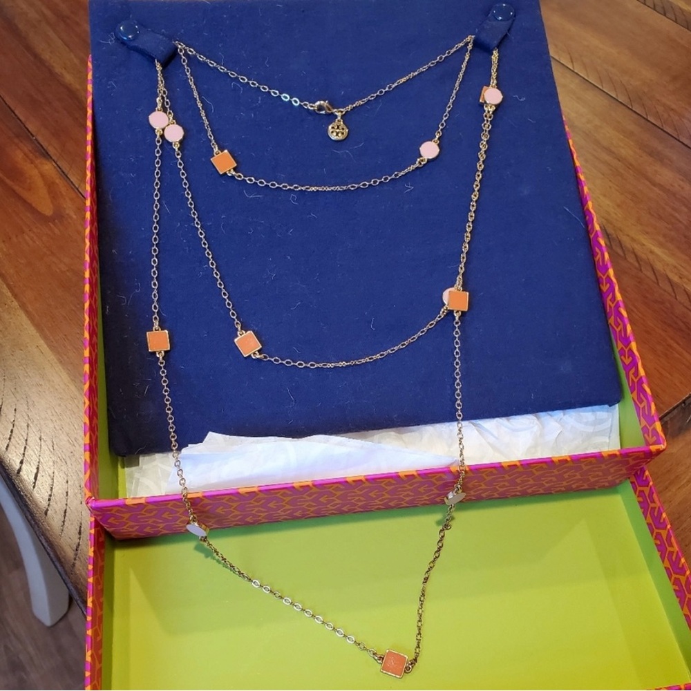 🎈TORY BURCH necklace